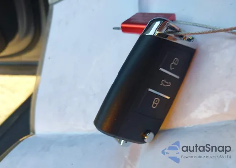 2015 Audi Q3 2.0T Premium Plus z USA, uszkodzony, nr VIN WA1EFCFS5FR012125